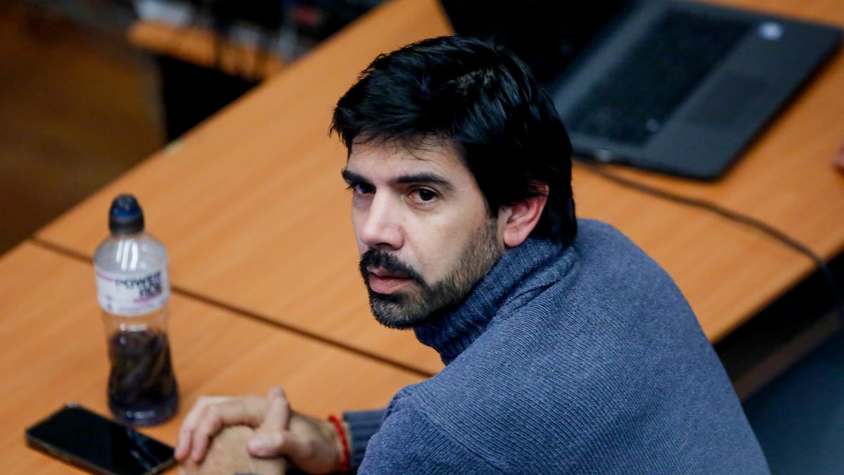 Fiscalía ingresa al Congreso por nueva arista en investigación contra Joaquín Lavín León