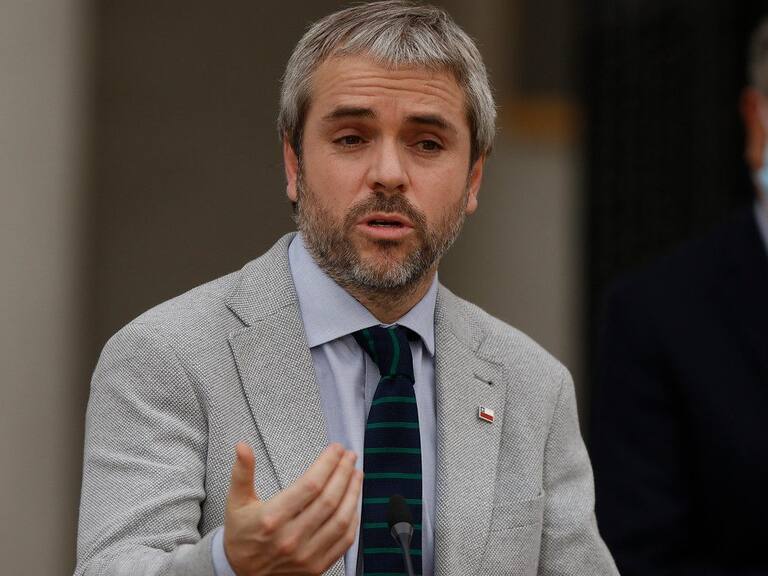 Blumel y plebiscito constituyente: El calendario electoral vigente debe cumplirse sujeto a la realidad sanitaria