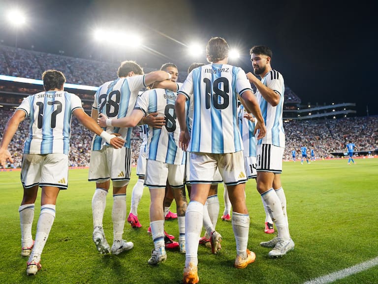 (Photo by Gustavo Pagano/Getty Images)