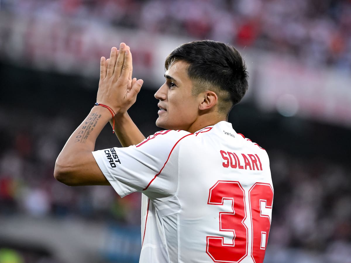 Pablo Solari explica por qué le pidió perdón a los hinchas de River tras marcar un doblete: “Esta gente...”