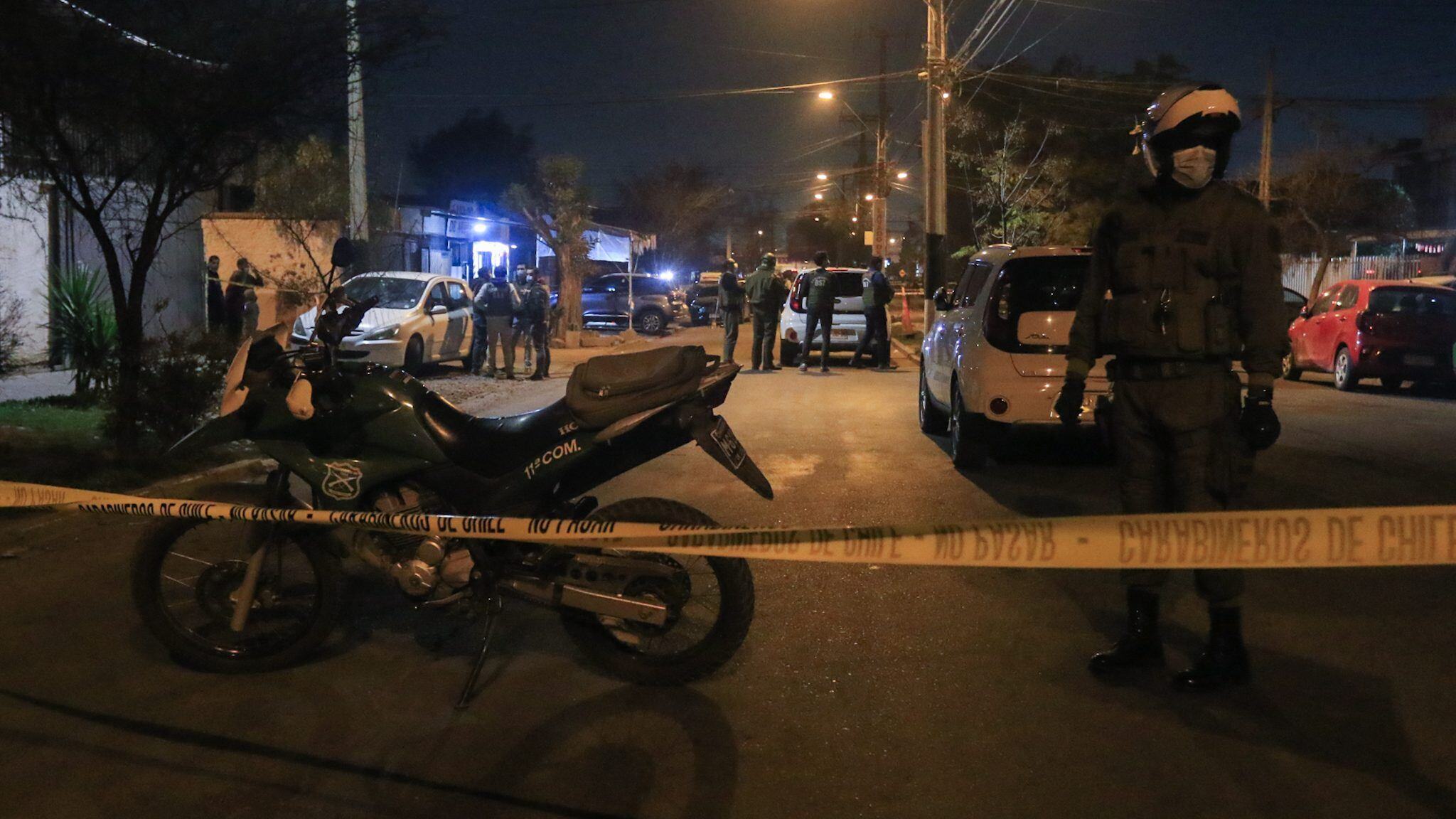 10 de Junio de 2022/SANTIAGOMuere cabo segundo de carabineros tras ser baleado en la cabeza por desconocidos luego de una fiscalización en la comuna de Pedro Aguirre Cerda, Procedimiento en desarrollo.
FOTO:LUKAS SOLIS/AGENCIAUNO