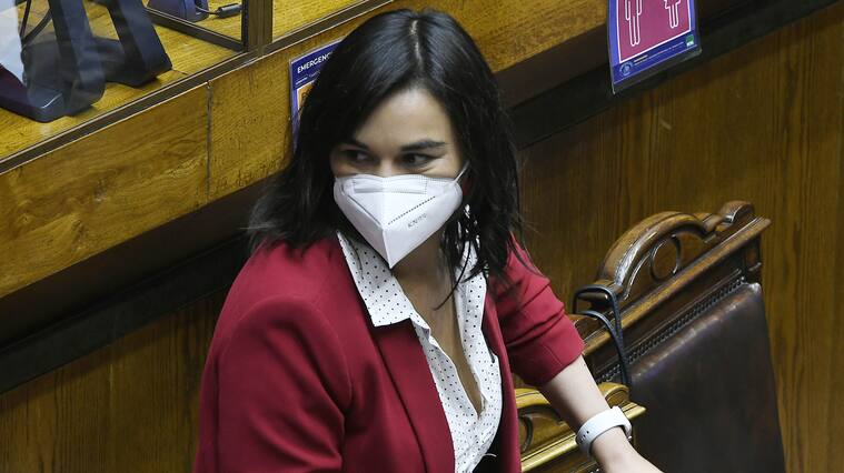 06 de Abril 2022/ VALPARAISOLa ministra Izkia Siches en la sesión especial donde se analiza “la situación de violencia en la Macrozona Sur, y las decisiones que está tomando o tomará el Gobierno del Presidente Gabriel Boric
FOTO: PABLO OVALLE ISASMENDI/ AGENCIA UNO