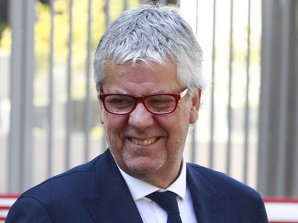 Ministro de Hacienda reconoce que «era imposible salvarse» de la desaceleración