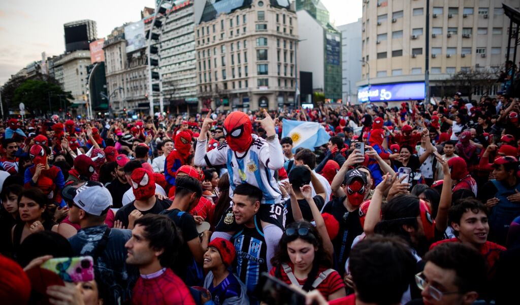 Miles de Spiderman llegaron al obelisco este domingo / Foto: Getty Images