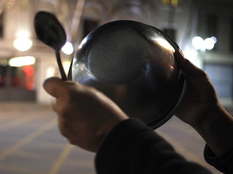 Convocan a cacerolazo luego que gobierno recurriera al TC por segundo retiro de ahorros de las AFP