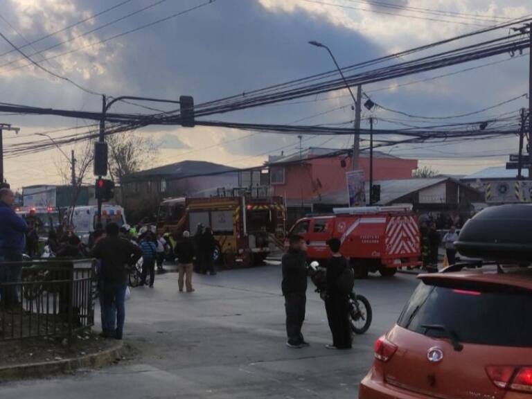 Dos adultos mayores fallecen en un incendio en Puente Alto
