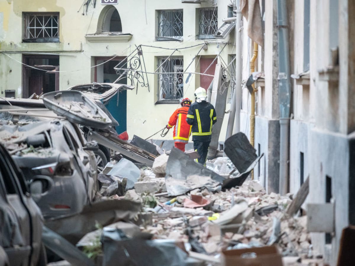 Rusia dispara más de 40 misiles contra Ucrania: bombardeos afectaron a la capital Kiev y a varias ciudades del este