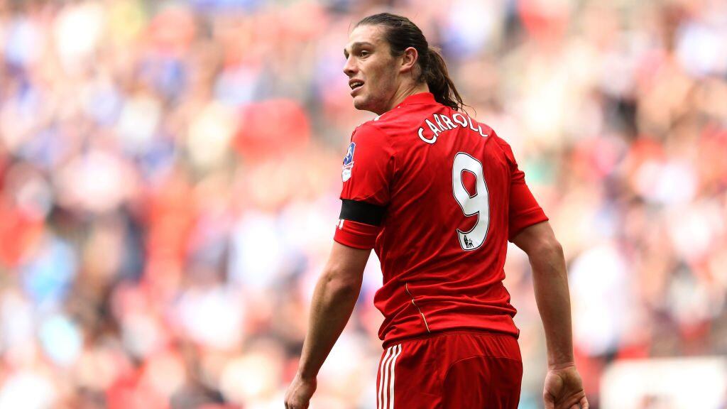 Andy Carroll y su "llegada" a Colo Colo generaron reacciones en redes