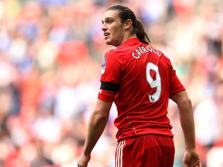 Andy Carroll y su "llegada" a Colo Colo generaron reacciones en redes