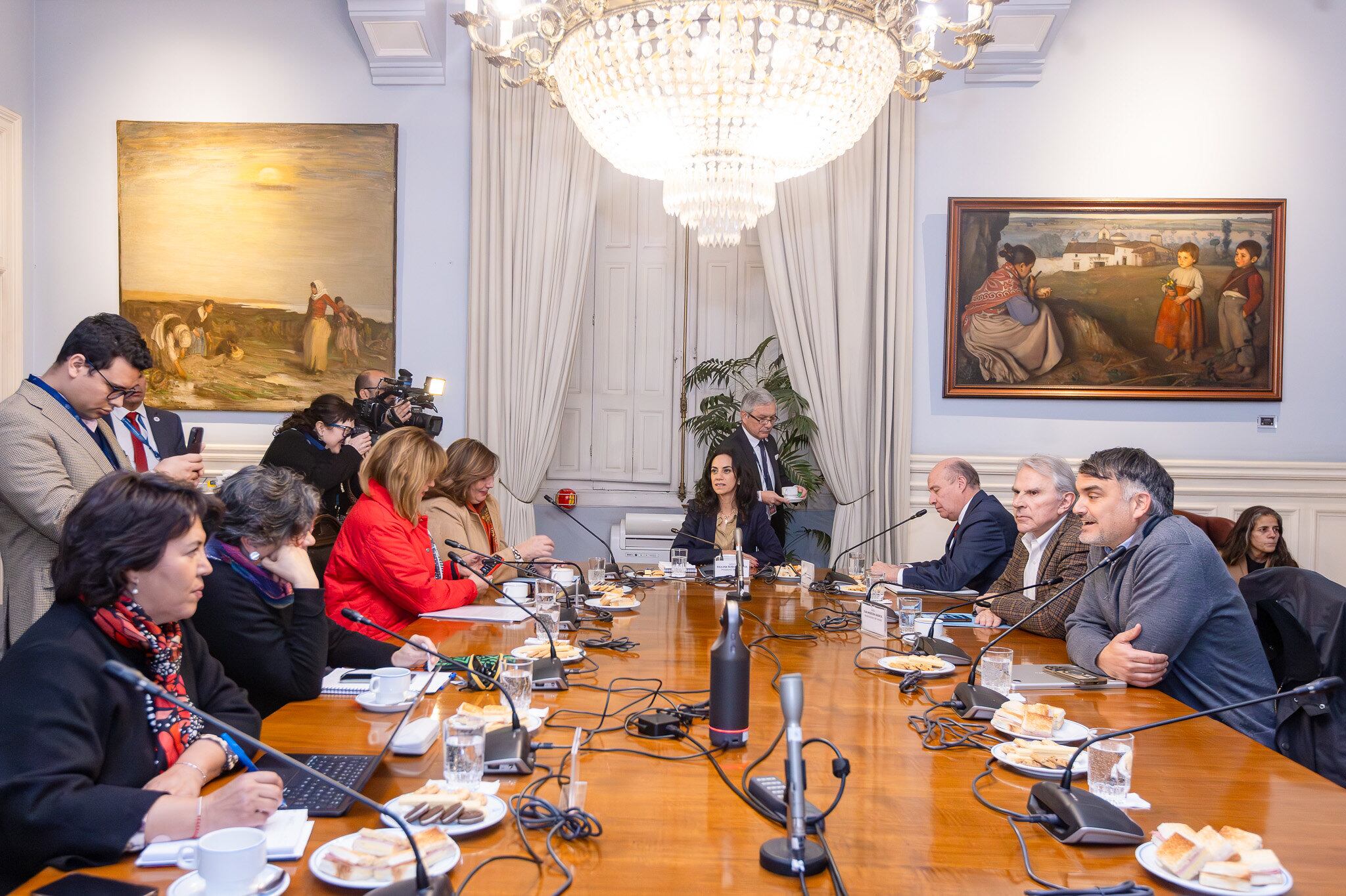 Mesa política impulsada por el Senado