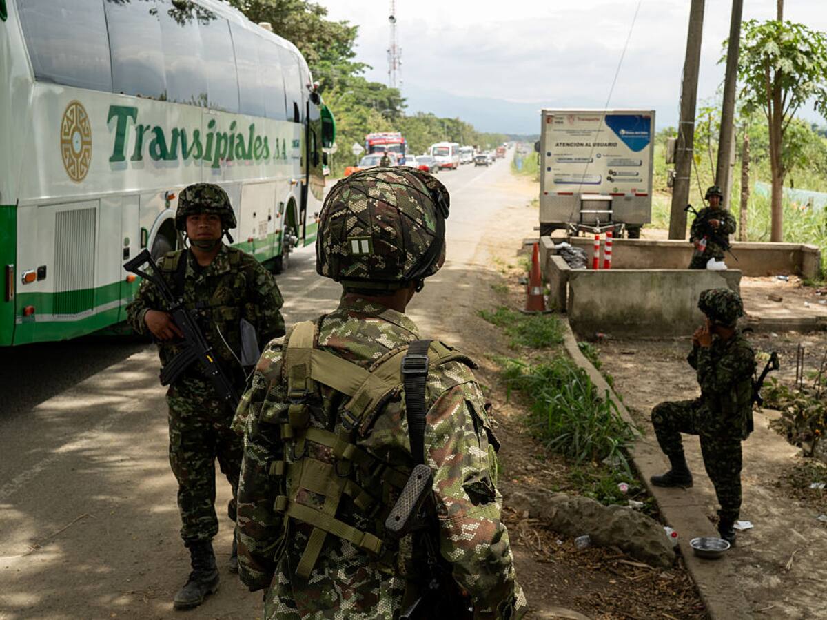 Tensión en Colombia: al menos 19 muertos tras bombardeos a disidencias de las FARC por parte del Ejército