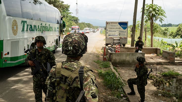 Tensión en Colombia: al menos 19 muertos tras bombardeos a disidencias de las FARC por parte del Ejército