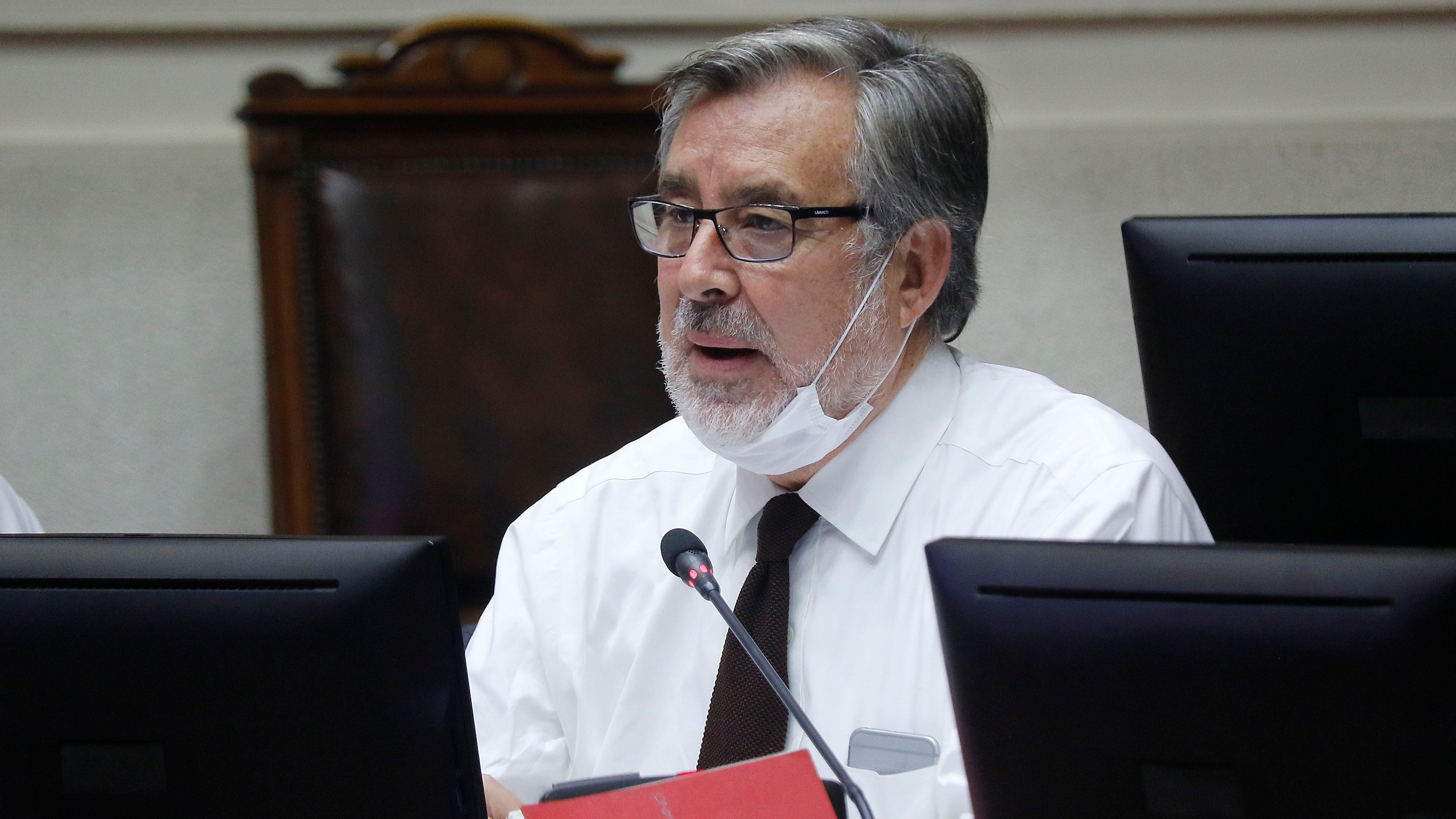 26 DE MARZO DE 2020/VALPARAISOEl senador Alejandro Guillier, durante la sesion especial del Senado.
FOTO: LEONARDO RUBILAR CHANDIA/AGENCIAUNO