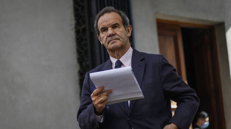 Canciller Allamand asegura que autoridades argentinas fueron informadas sobre actualización de la carta n° 8 respecto a límites australes