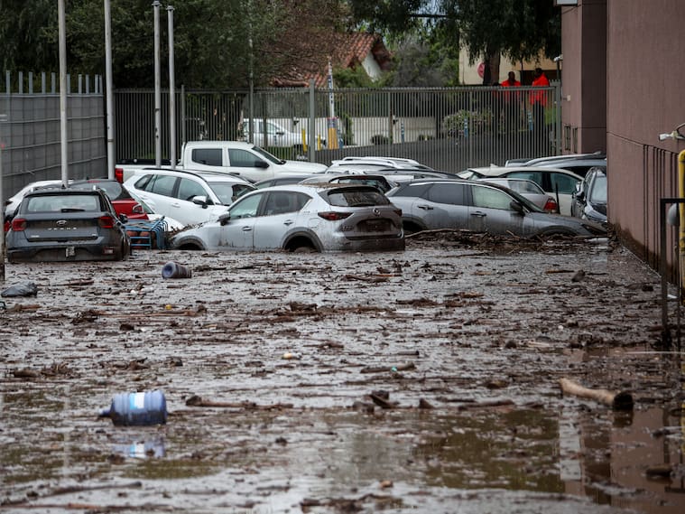 Segundo día del aluvión en Las Condes