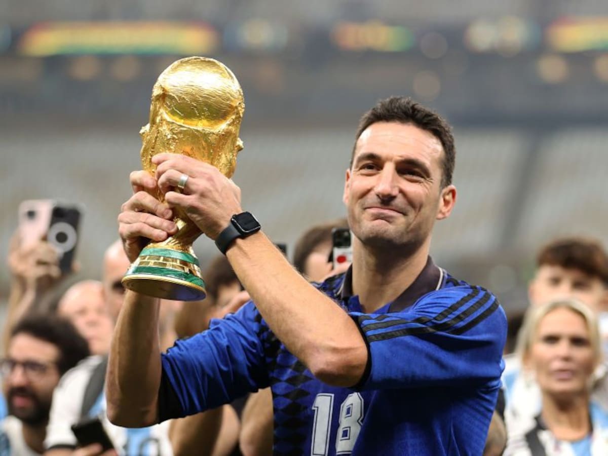 Doble premio: Lionel Scaloni renovó con la Selección Argentina y ganó el «mejor DT del mundo» en los The Best