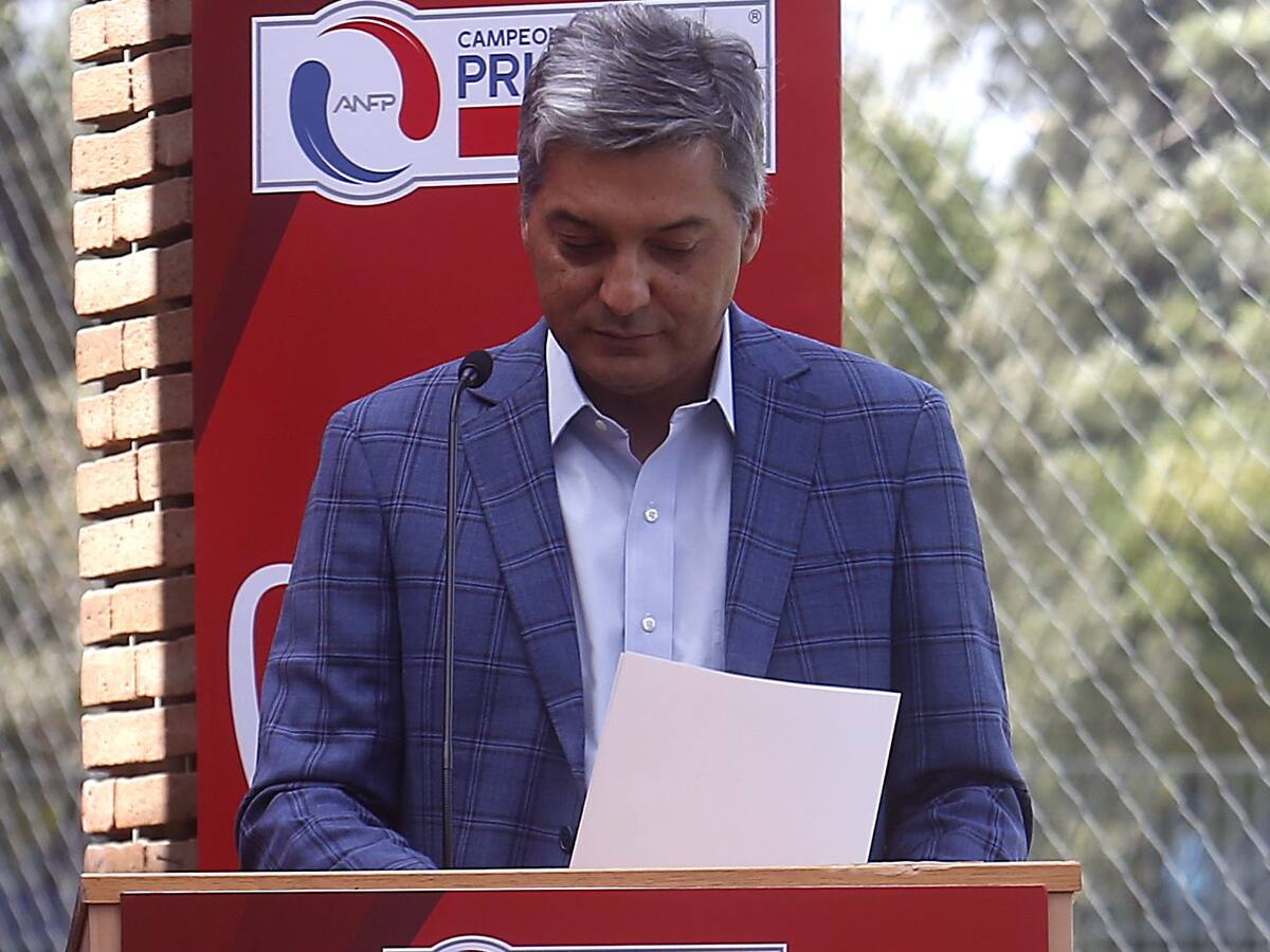 Expresidente de la ANFP: «Hubo clubes que se encargaron en desestabilizar este gobierno»
