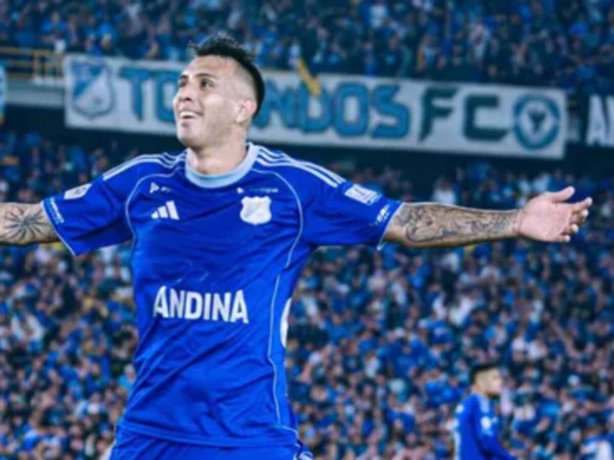 Continúa la maldición azul: Rodrigo Contreras vuelve a lucirse con un golazo en Millonarios