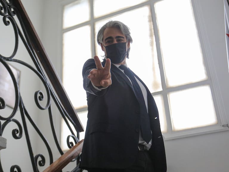 Enírquez-Ominami sí podrá ser candidato tras fallo del Tricel