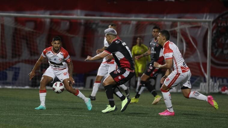Deportes Copiapó iguala con Ñublense y deberá esperar para asegurar su permanencia en Primera División