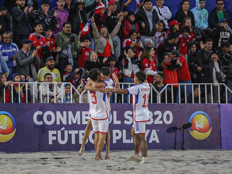 Chile golea a Uruguay y suma su segundo triunfo seguido en el Sudamericano Sub 20 de Fútbol Playa