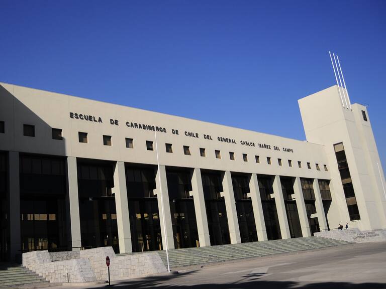 28 de abril del 2017/SANTIAGOel General Director de Carabineros, Bruno Villalobos, expone y da a conocer la nueva estructuración de la institución, frontis de la Escuela de Carabineros.
FOTO: SEBASTIAN BELTRAN GAETE/AGENCIAUNO
