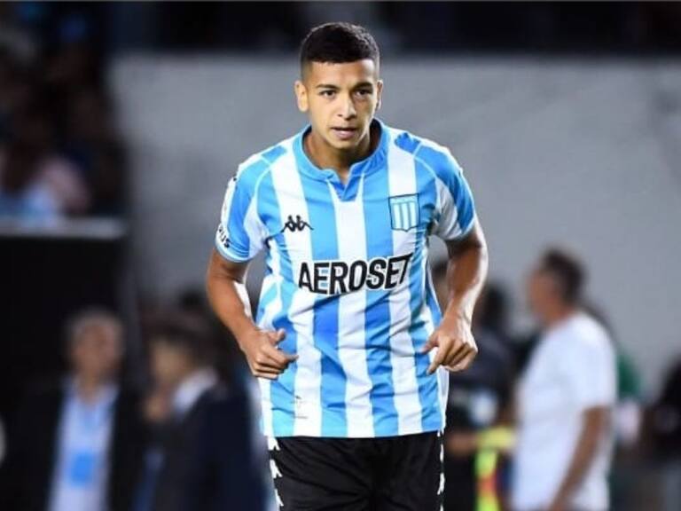 DT de Racing destaca al chileno Tomás Avilés tras su primera titularidad: «Es un chico muy inteligente desde lo táctico»