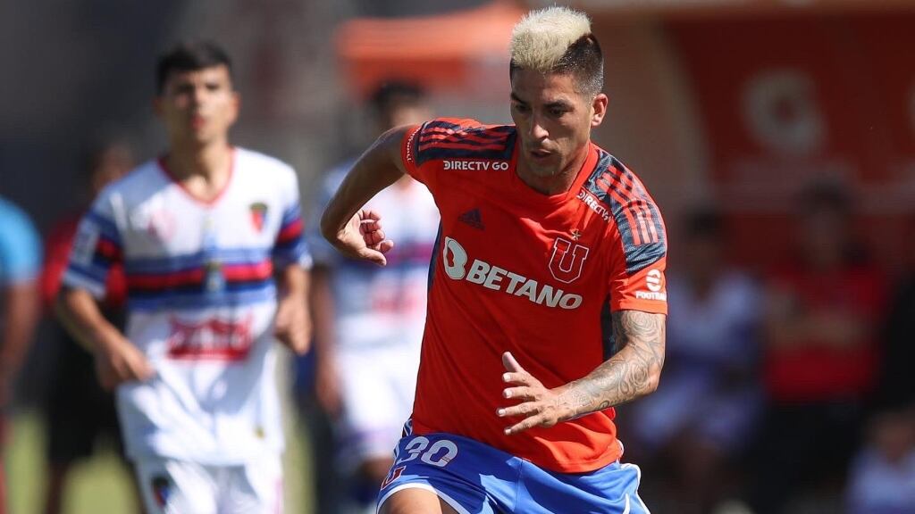 Leandro Fernández ya piensa en la negativa racha de la U ante Colo Colo: "Eso va a cambiar"