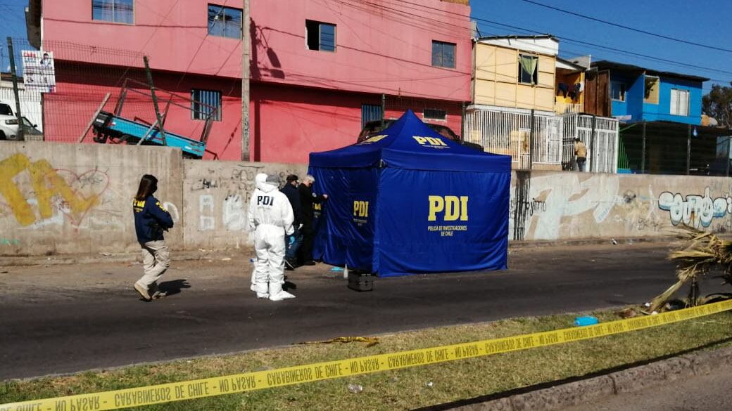 Encuentran cadáver de mujer en Alto Hospicio: cuerpo presenta signos de golpes