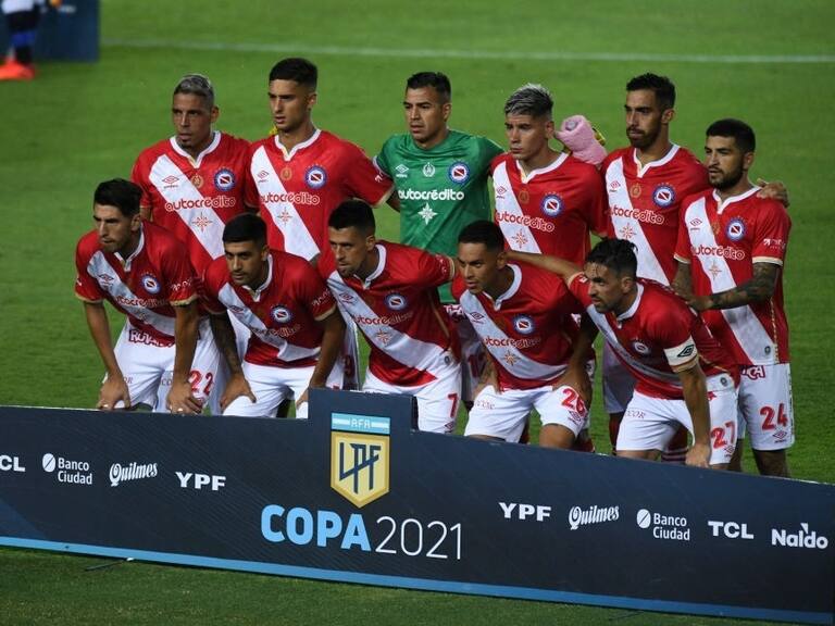 Alerta máxima: cinco positivos por coronavirus en Argentinos Juniors