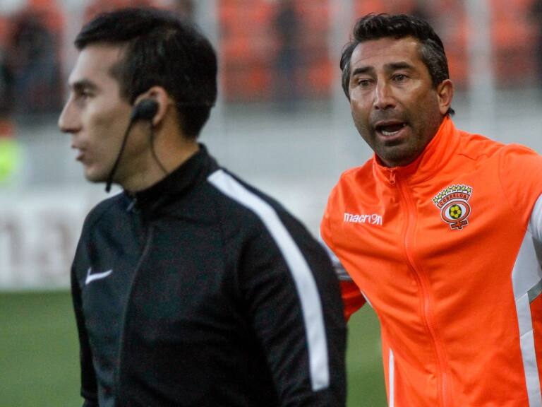 Rodrigo Pérez festeja el ascenso de Cobreloa: "Ojalá no salga más de la Primera División"