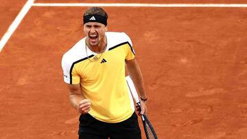 Alexander Zverev sobrevive a un enorme Holger Rune y se instala entre los ocho mejores de Roland Garros 2024