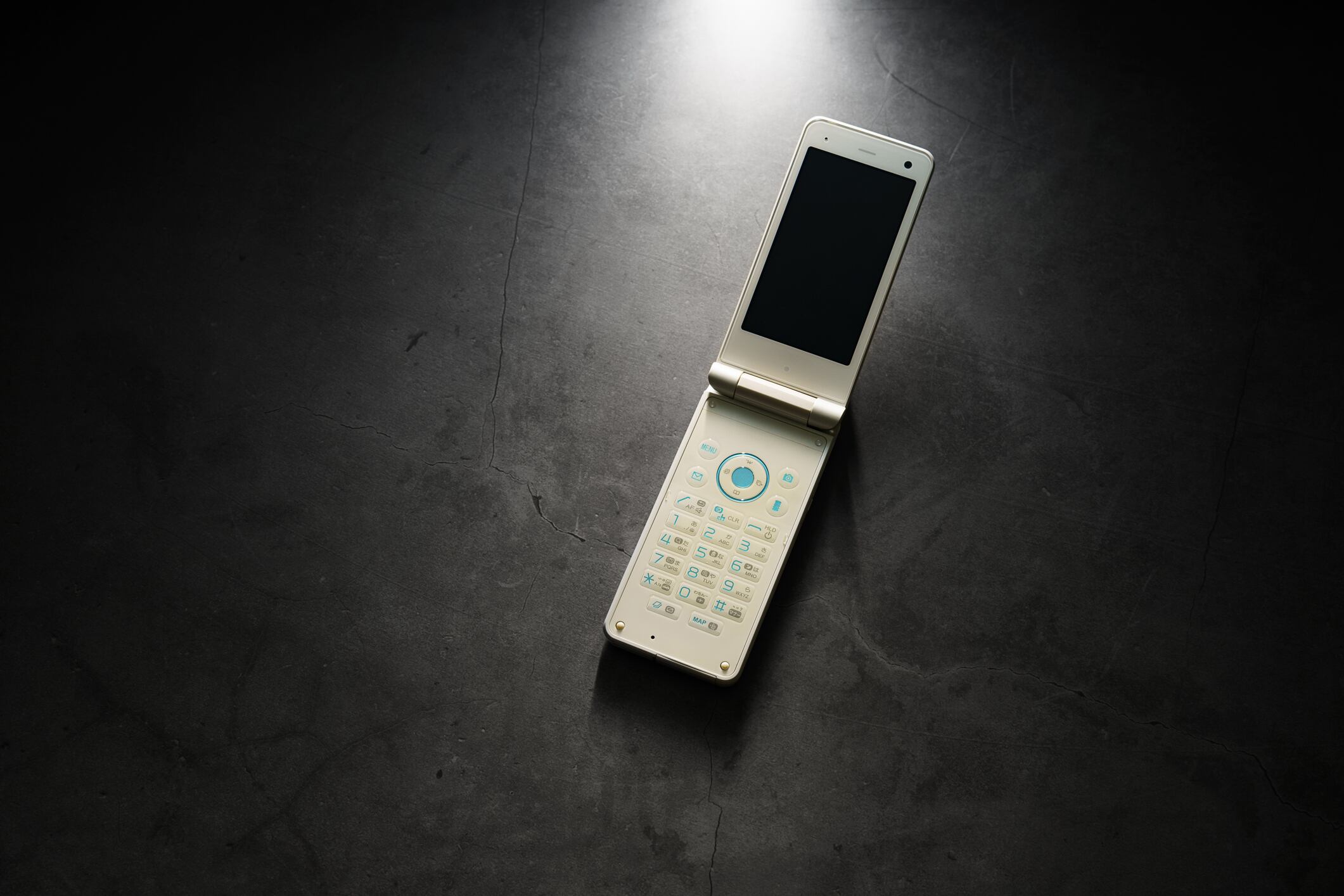 Estas son las ventajas (que pocos conocen) de tener un “teléfono básico” en la actualidad