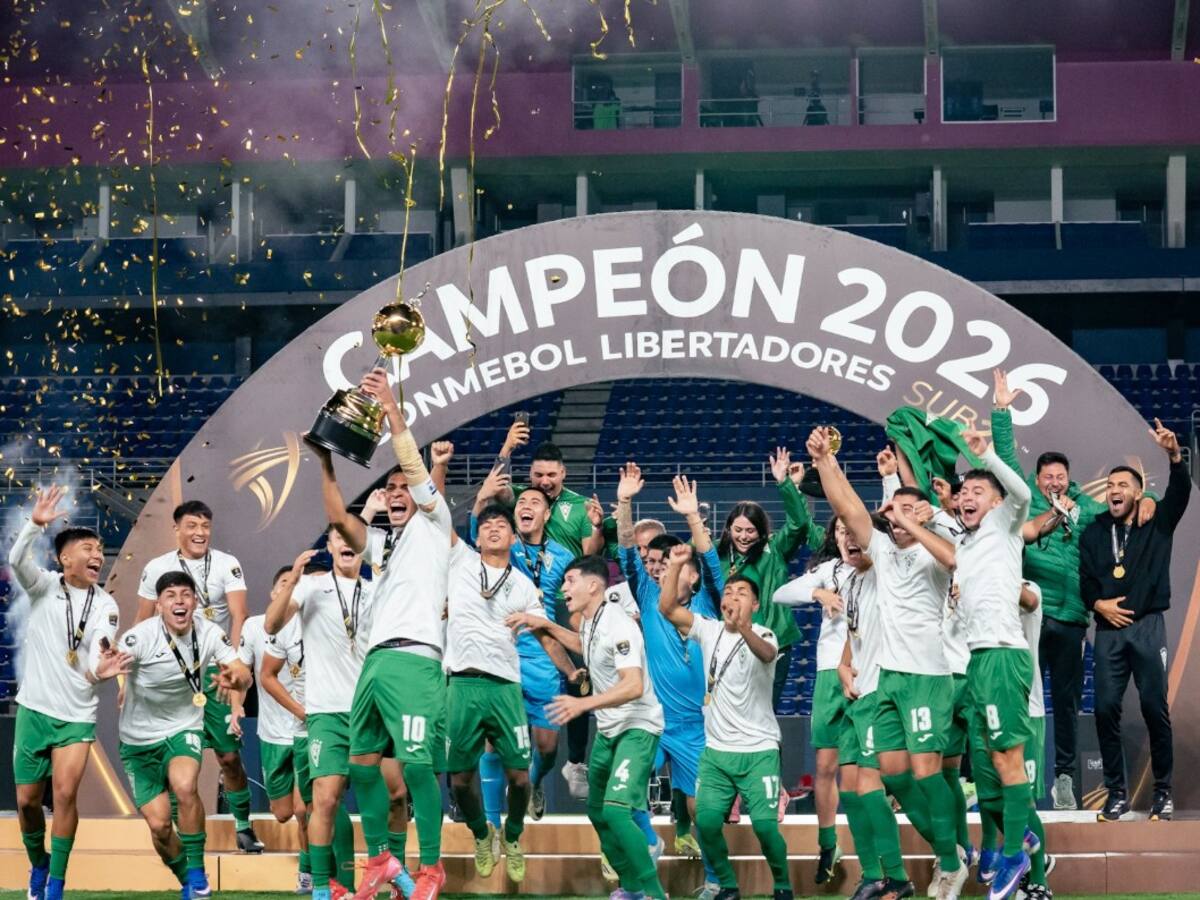 A puertas cerradas: plantel campeón de Santiago Wanderers Sub 20 celebrará la Copa Libertadores en el Elías Figueroa