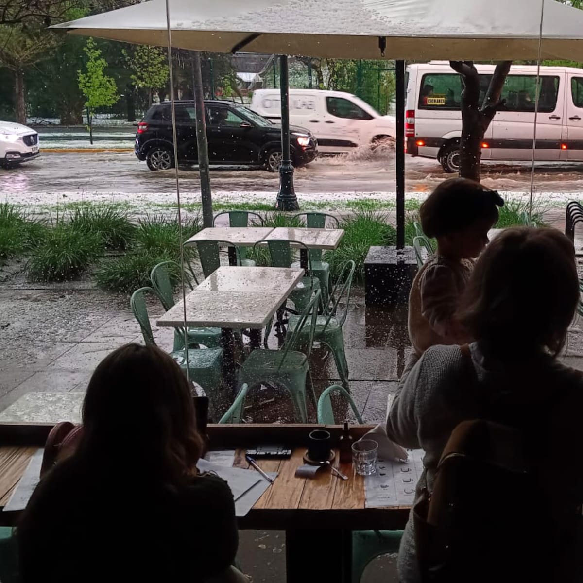 Imágenes muestran la fuerza de la tormenta en la RM: inundaciones en Metro, granizos y calles anegadas