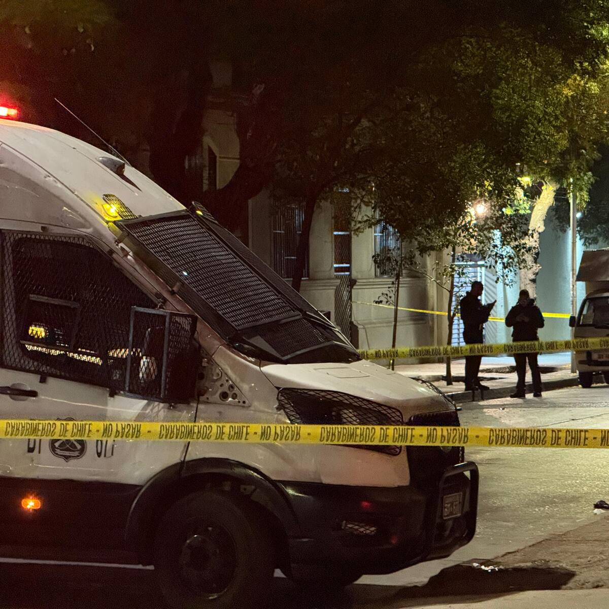 Hombre es asesinado a balazos mientras estaba al interior de un vehículo en La Granja