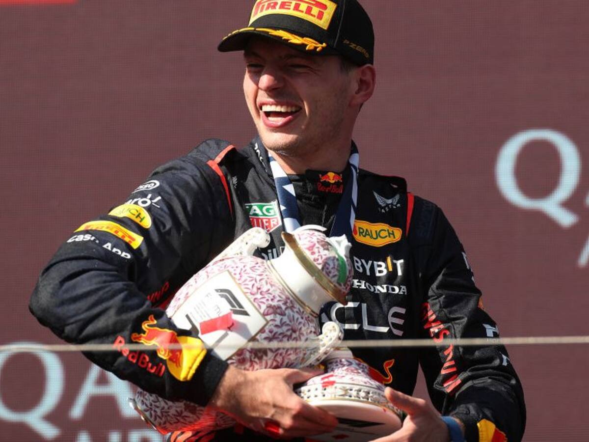 Traigan pegamento: Lando Norris rompió el trofeo de Max Verstappen en medio de festejos