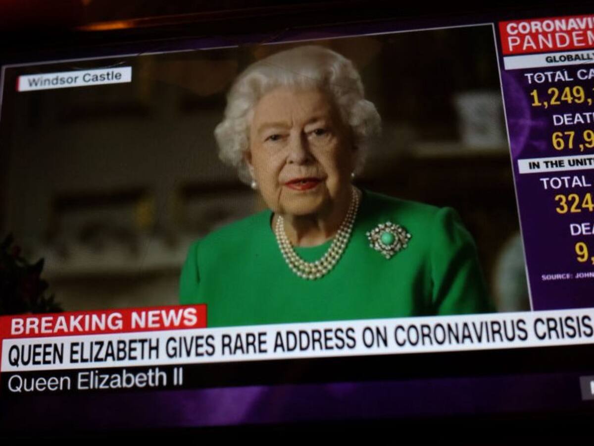 Isabel II se dirigió a su nación por quinta vez en su reinado debido al coronavirus