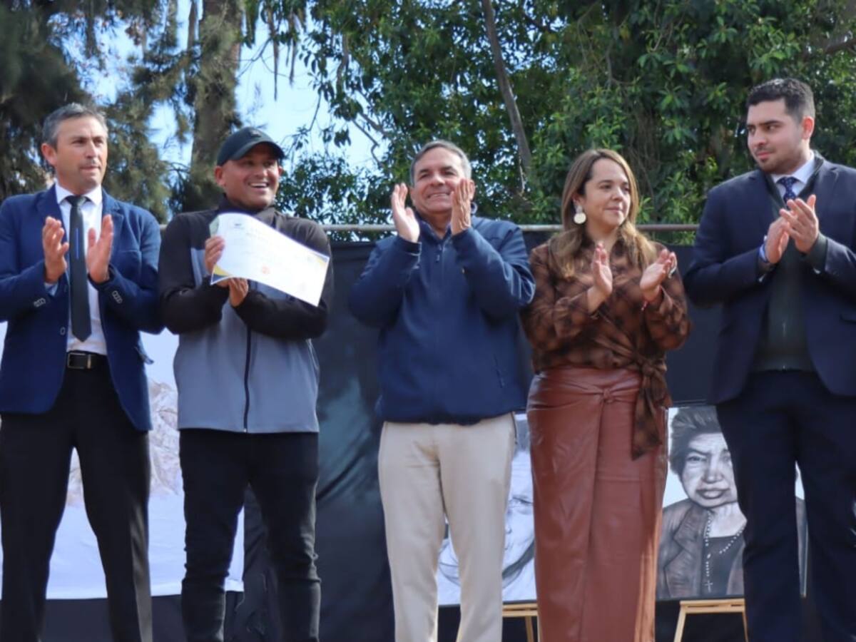 Reconocen a Humberto “Chupete” Suazo con una distinción pocas veces vista en Chile: “Estoy muy agradecido”