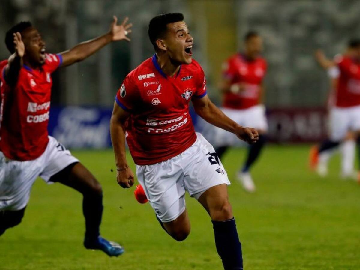 Moisés Villarroel tras marcarle a Colo-Colo en Copa Libertadores: «La gente de la U me ha agradecido por ese gol»