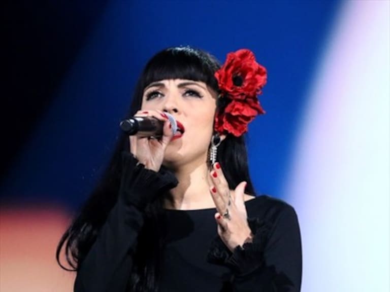 Mon Laferte sufre por un mensaje falso en Twitter