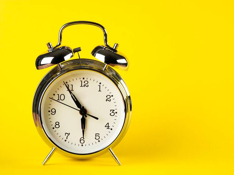 Cambio de hora en Chile está cada vez más cerca: ¿En qué momento se ajusta el reloj?