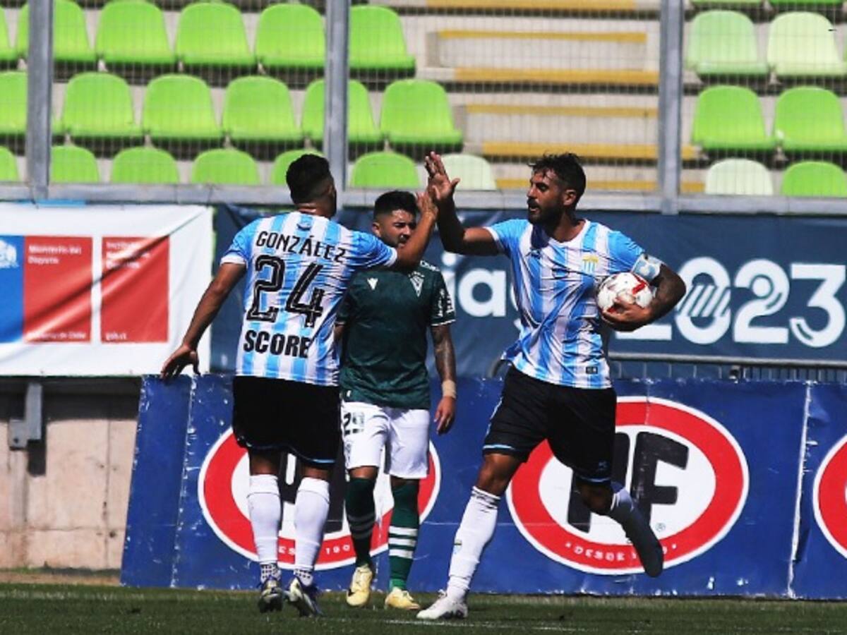 Goleador de la Primera B: Larrivey marca un triplete en triunfazo de Magallanes ante Santiago Wanderers