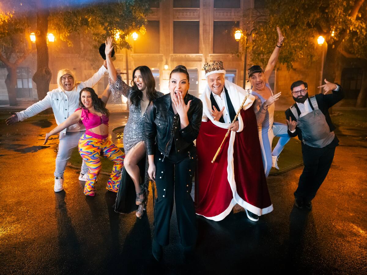Nueva apuesta de Mega se estrenará este fin de semana: estos son los humoristas y famosos que estarán en “Coliseo”