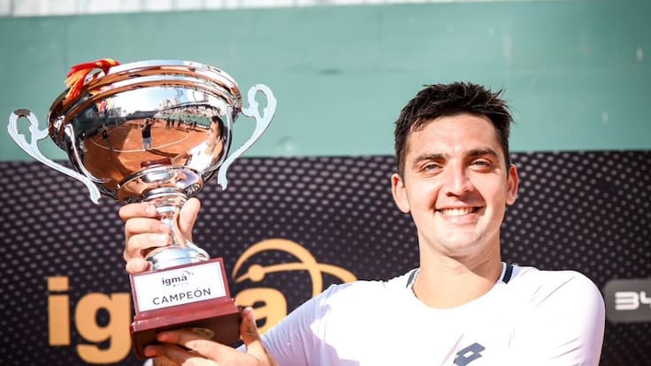 Barrios subió tras salir campeón en Lima y se acercó a Garin: así quedaron los chilenos en el ranking ATP