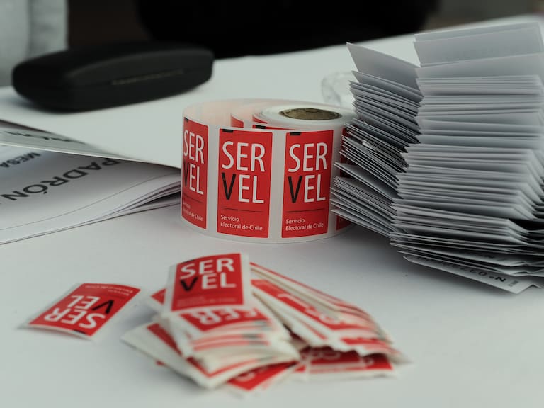Elecciones primarias en Chile: cuándo son, quiénes votan y qué candidatos compiten