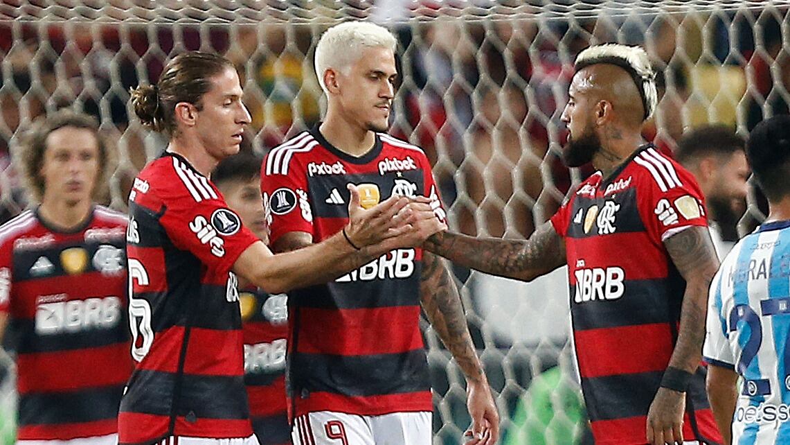 Filipe Luís se rinde ante Arturo Vidal tras su salida de Flamengo: "Yo jugué con el mejor de la historia de Chile"Filipe Luís se rinde ante Arturo Vidal tras su salida de Flamengo: "Yo jugué con el mejor de la historia de Chile"