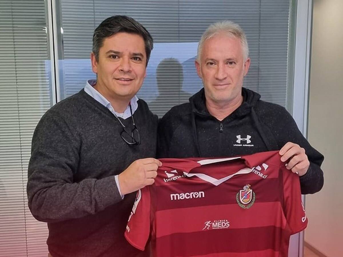 Ratificado: Ivo Basay fue presentado oficialmente como nuevo DT de Deportes La Serena