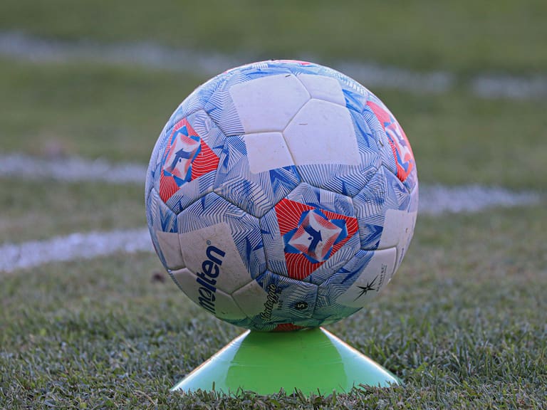 Balón de la Copa de la Liga 2026