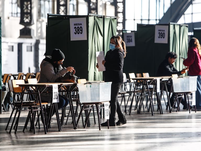Nómina final de vocales de mesa Servel
